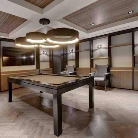 Mind Blowing City View - 2 Beds - Pool & Spa - Downtown 몬트리올 외부 사진